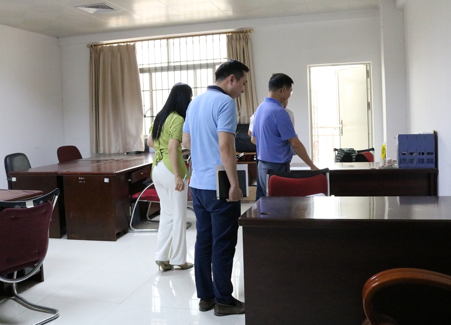 检查现场.jpg 检查现场.jpg