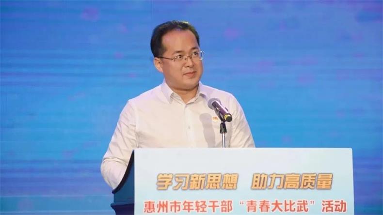 黎明部长.jpg 黎明部长.jpg